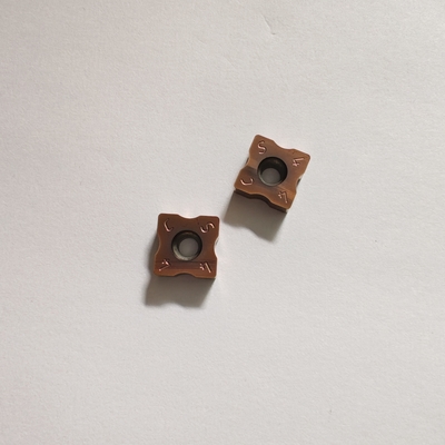 좋은 가격 말레이시아 시장에서 강철의 거친 작업에 사용되는 인증 된 시멘트 탄화탄소 삽입 온라인으로